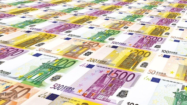 Przyjęcie przez Sejm ustawy o ratyfikacji Funduszu Odbudowy Unii Europejskiej - o tym dyskutowali goście audycji 039039Radio Szczecin na Wieczór039039.