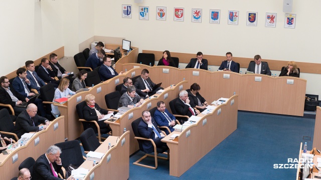 Koalicja w zachodniopomorskim sejmiku będzie trwać w niezmienionym kształcie - mówił w poniedziałek w Rozmowach pod Krawatem poseł Polskiego Stronnictwa Ludowego Jarosław Rzepa.