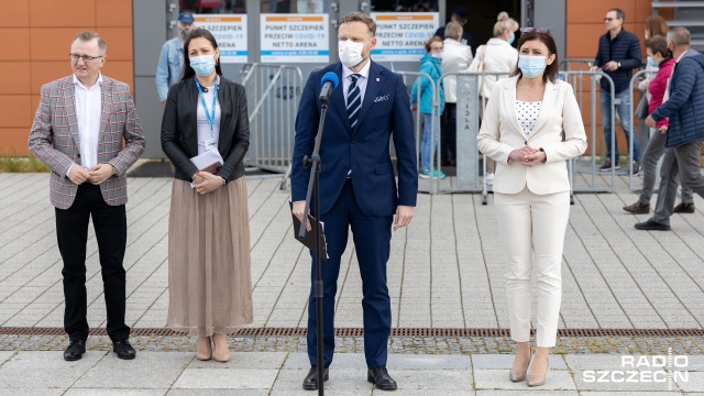W przyszłym miesiącu zostaną zlikwidowane punkty szczepień w Netto Arenie. Przestanie też funkcjonować szpital tymczasowy, który tam powstał.