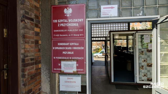 Szpital Wojskowy wraz z Przychodnią w Szczecinie nie jest placówką covidową - zdecydował wojewoda zachodniopomorski.