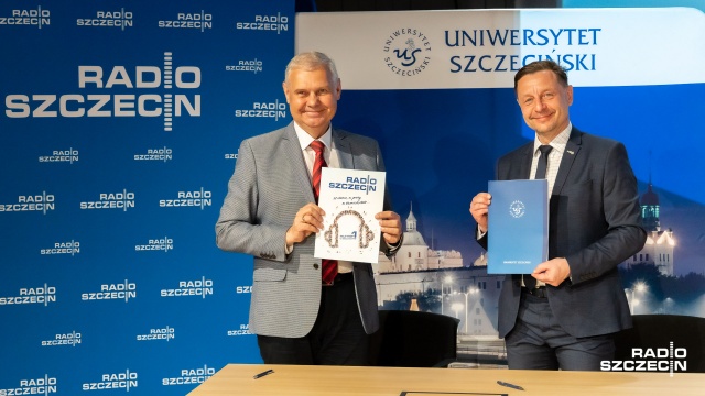 Uniwersytet Szczeciński - kuźnią dziennikarskich talentów, nasza rozgłośnia - poligonem dla przyszłych reporterów. Radio Szczecin właśnie podpisało umowę z uczelnią o współpracy o kształceniu studentów na kierunku dziennikarskim.