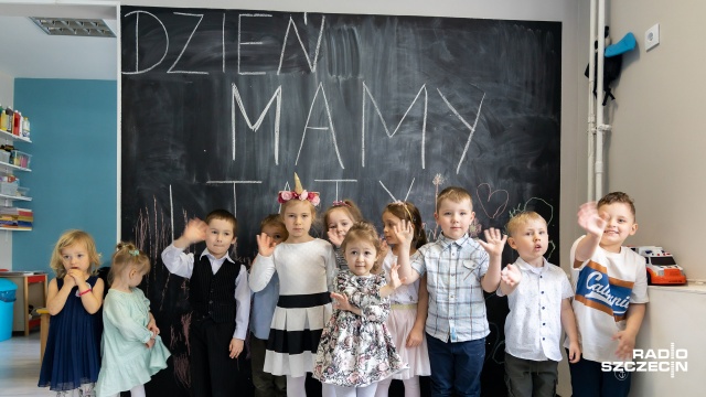Kwiatki, czekoladki, laurki i życzenia dla Mam zawsze szczere, zwłaszcza, kiedy chodzi o najmłodszych.