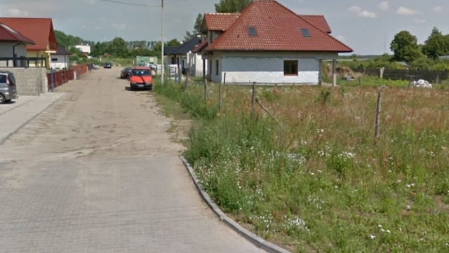 Ponad milion złotych będzie kosztować przebudowa ulicy Miodowej w Łobzie. W czasie prac powstanie m.in. nowa nawierzchnia, chodniki, staną też nowe latarnie.
