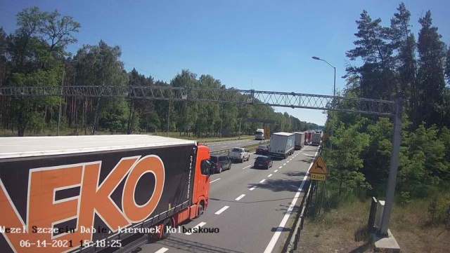 Codzienne - niestety - korki na ulicach Szczecina i trasach w regionie.