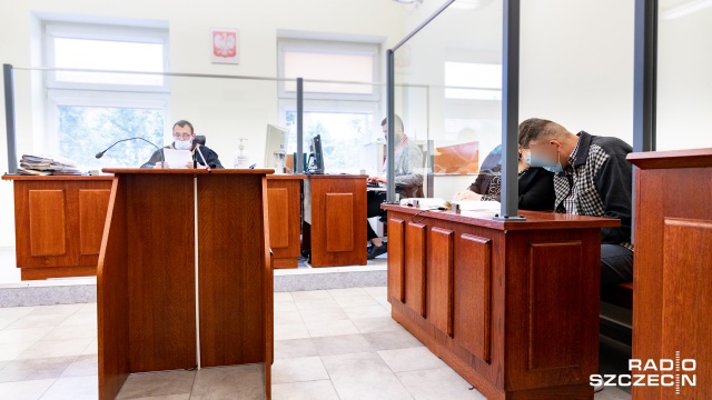 Przed szczecińskim sądem, rusza proces 45-letniego Przemysława S., który dwa lata temu pobił działacza PiS Janusza Jagielskiego podczas kampanii wyborczej do Europarlamentu.