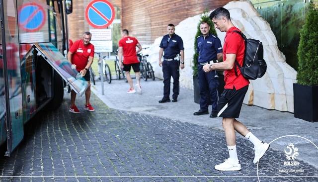 W sobotę gramy - drugi mecz fazy grupowej Euro 2020 - o wszystko z Hiszpanią. Samolot z piłkarzami odleciał z gdańskiego lotniska.