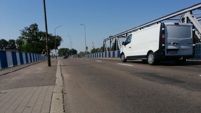 Kierowcy jadący trasą na Kołobrzeg spotkają utrudnienia. Powodem jest awaria sieci wodociągowej.