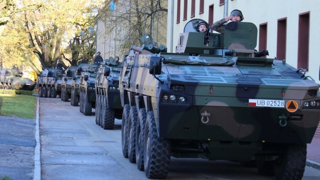 Ma być nie tylko grochówka i Rosomaki, ale przede wszystkim podniosła ceremonia. Żołnierze Szczecińskiej 12. Dywizji Zmechanizowanej zapraszają w piątek i sobotę do wspólnego świętowania.