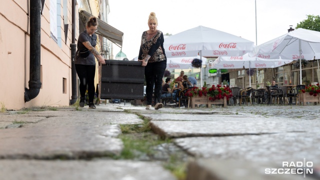 Właściciele szczecińskiej cukierni walczą o swobodny dojazd do swojego miejsca pracy.