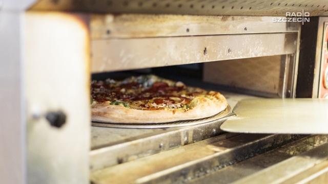 Ich menu związane jest ściśle ze Szczecinem - Szafera, Bukowo, Bolinko - to nazwy ich pizz. W Przepisie na Sobotę odwiedzamy Pizzerię Stettin.
