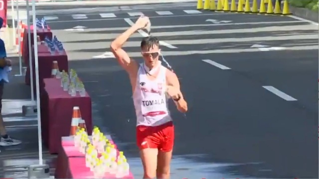 Dawid Tomala mistrzem w chodzie na 50 km