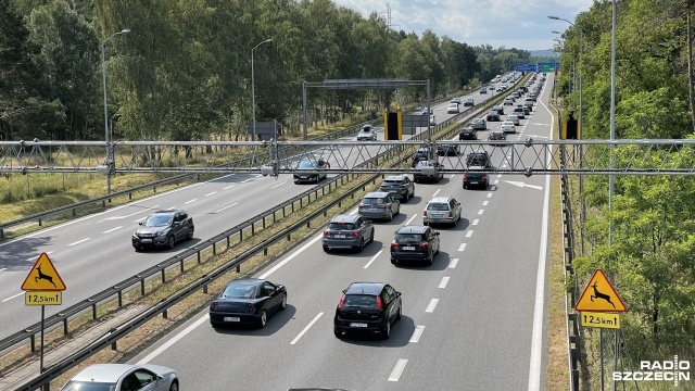 Uwaga kierowcy: półmetek wakacji za nami, ale nie oznacza to, że drogi - szczególnie nad morze i z powrotem - są w pełni przejezdne. Sprawdzamy i aktualizujemy informacje z dróg i przeprawy promowej.