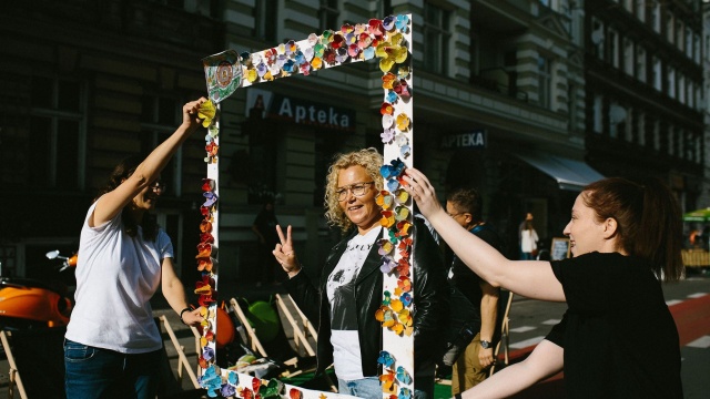 Po raz drugi świętować będzie ulica. W niedzielę w Śródmieściu Szczecina odbędzie się Rajski dzień na Rayskiego. Chodzi o pokazanie, jak barwne jest to miejsce i jak bardzo tętni życiem. To impreza mieszkańców i okolicznych kawiarni czy restauracji.