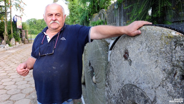 Z zawodu jest hydraulikiem, a z zamiłowania etnografem. Zbigniew Bogdanowicz z Cedyni założył pierwsze w Polsce, prywatne muzeum etnograficzne.
