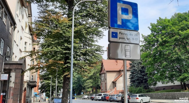 Od poniedziałku, parkując w centrum Stargardu musisz mieć ze sobą kartkę i długopis, albo specjalny zegar, który pozwoli ustalić czas postoju.