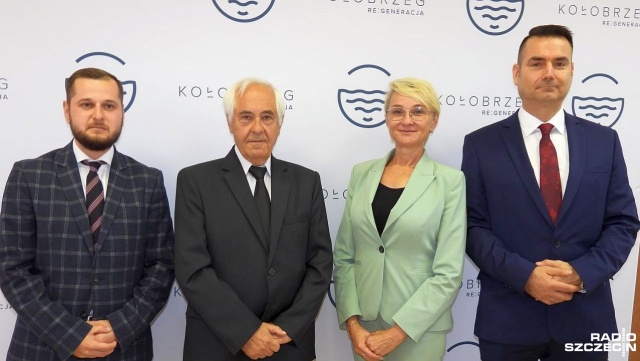Dotychczasowy przewodniczący Rady Miasta w Kołobrzegu postanowił odejść z polityki. O swojej rezygnacji przewodniczący Piotr Lewandowski poinformował w poniedziałek, a podczas piątkowej sesji radni formalnie przyjęli jego odejście.