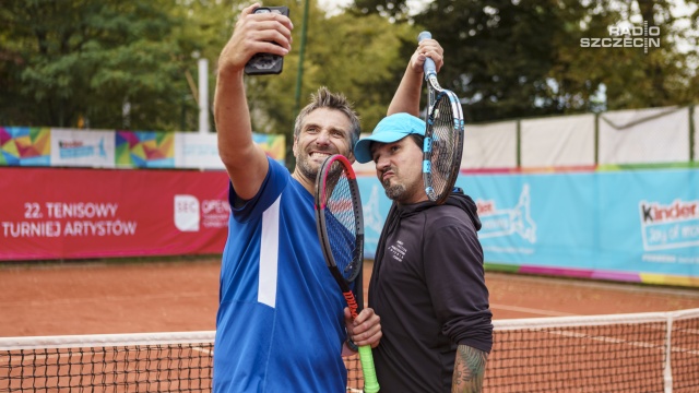 Trwają zmagania artystów podczas turnieju Pekao Szczecin Open w Szczecinie. Na miejscu można spotkać m.in. Mariusza Kałamagę, Macieja Dowbora i Przemysława Sadowskiego.
