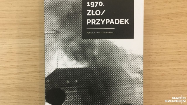 1970. Zło  Przypadek to tytuł publikacji, a w niej wstrząsające zdjęcia z nocnych pogrzebów ofiar masakry.