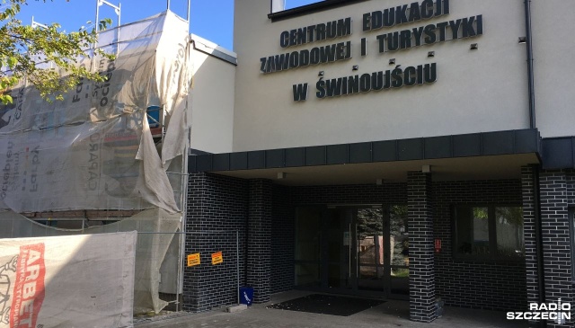 Budynek Centrum Edukacji Zawodowej i Turystyki będzie pierwszym obiektem publicznym w Świnoujściu z instalacją fotowoltaiczną na dachu. Nie jedynym, bo samorząd w planach ma więcej takich inwestycji.
