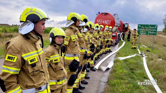 Gaszenie pożaru w lesie, akcja ratunkowa po wypadku autokaru z dziećmi i wreszcie ewakuację obozu harcerskiego - ćwiczyli żołnierze 141. batalionu lekkiej piechoty 14. Zachodniopomorskiej Brygady Obrony Terytorialnej, wspólnie z Państwową Strażą Pożarną na poligonie drawskim.