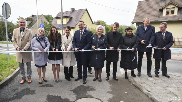 Ponad dziewięć milionów złotych kosztowała przebudowa drogowego przejścia przez miejscowość Kunowo w gminie Kobylanka.