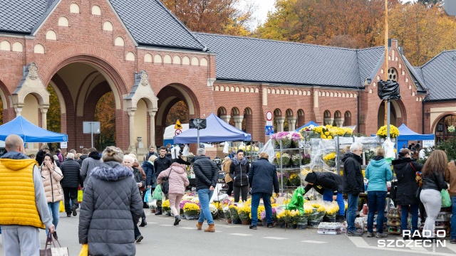 Sytuacja wokół największego polskiego cmentarza [AKTUALIZACJA]