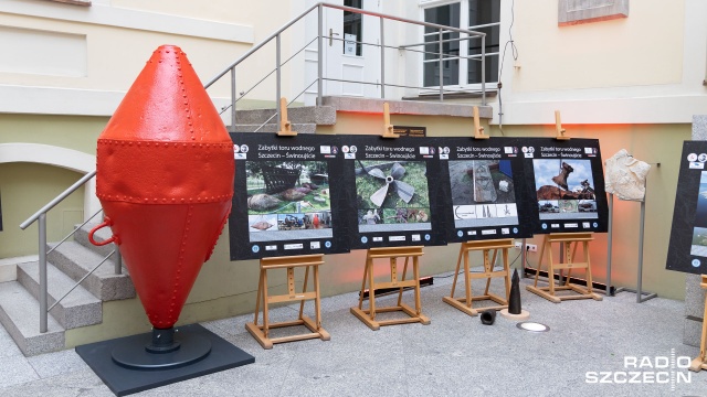 Najpierw była prezentowana w Warszawie teraz trafiła do Szczecina. Wystawę Zabytki toru wodnego Szczecin - Świnoujście od piątku będzie można oglądać w Muzeum Narodowym przy ulicy Staromłyńskiej.