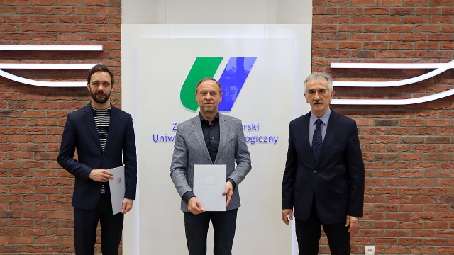 Rektor uczelni, prof. Jacek Wróbel podpisał umowę ze Stowarzyszeniem Architektów Polskich SARP w sprawie organizacji konkursu na projekt nowej siedziby Wydziału Informatyki.