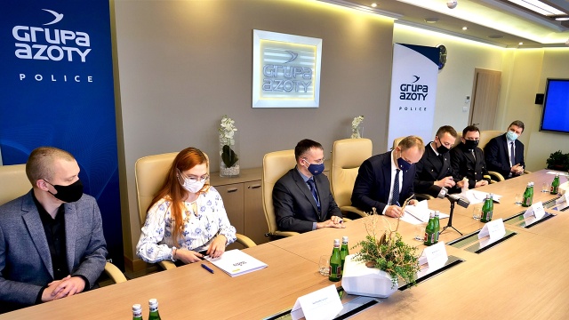 Kamila Splinter z Zachodniopomorskiego Uniwersytetu Technologicznego oraz Dawid Stanek z Akademii Morskiej w Szczecinie tegorocznymi Ambasadorami Marki Grupy Azoty Police.
