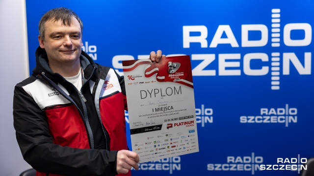 Paweł Smoliński zajął pierwsze miejsce w 10. edycji finału Ogólnopolskich Mistrzostw Mechaników. Mistrzostwa były podzielone na sześć kategorii. Szczecinianin startował w kategorii: mechanik zawodowy.