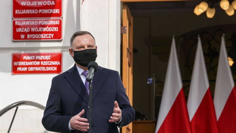 Andrzej Duda mówił, że wydarzenia te spowodowały ogólnopolski strajk protestacyjny, po którym władze zgodziły się na rejestrację NSZZ Rolników Indywidualnych "Solidarność". źródło: https://twitter.com/prezydentpl/Grzegorz Jakubowski