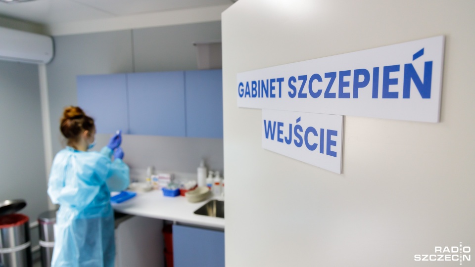 Do tej pory wykonano w Polsce ponad 12 milionów 614 tysięcy szczepień przeciw COVID-19. Fot. Robert Stachnik [Radio Szczecin]