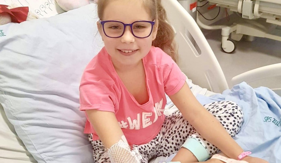 Julia na oddziale neurochirurgii dziecięcej szpitala Zdroje. fot. Zakład Opieki Zdrowotnej „ZDROJE”.