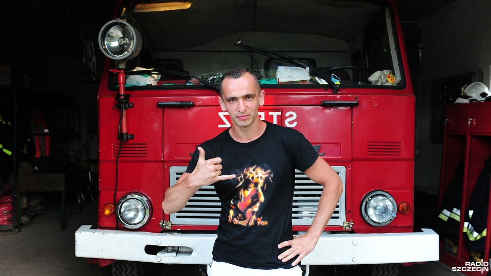 Strażak raper pisze piosenki o tematyce strażackiej Fot. Marcin Kokolus [Radio Szczecin]