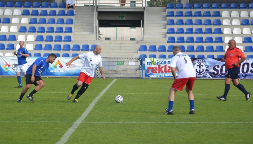 Memoriał Zbigniewa Sylwesiuka na stadionie Kotwicy Kołobrzeg. Fot. Przemysław Polanin [Radio Szczecin]