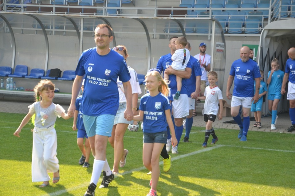 Memoriał Zbigniewa Sylwesiuka na stadionie Kotwicy Kołobrzeg. Fot. Przemysław Polanin [Radio Szczecin]
