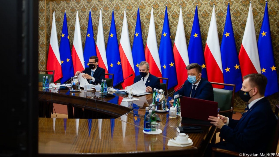 źródło: https://www.facebook.com/kancelaria.premiera/posts/199186085578614