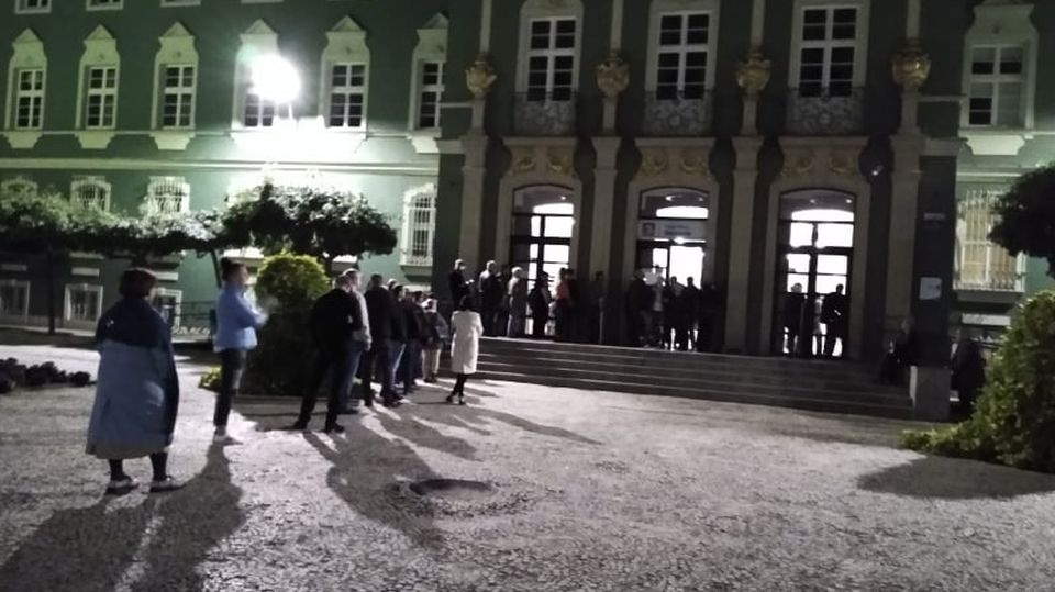 Rachmistrzowie czekają na mieszkańców także w punkcie spisowym w holu Urzędu Miasta przy Placu Armii Krajowej w Szczecinie. Fot. Internauta