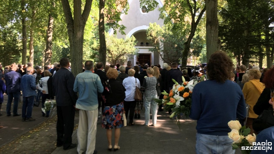 Nowa część miejscowego cmentarza w Świnoujściu znajduje się po drugiej stronie ulicy. Fot. Joanna Maraszek [Radio Szczecin]
