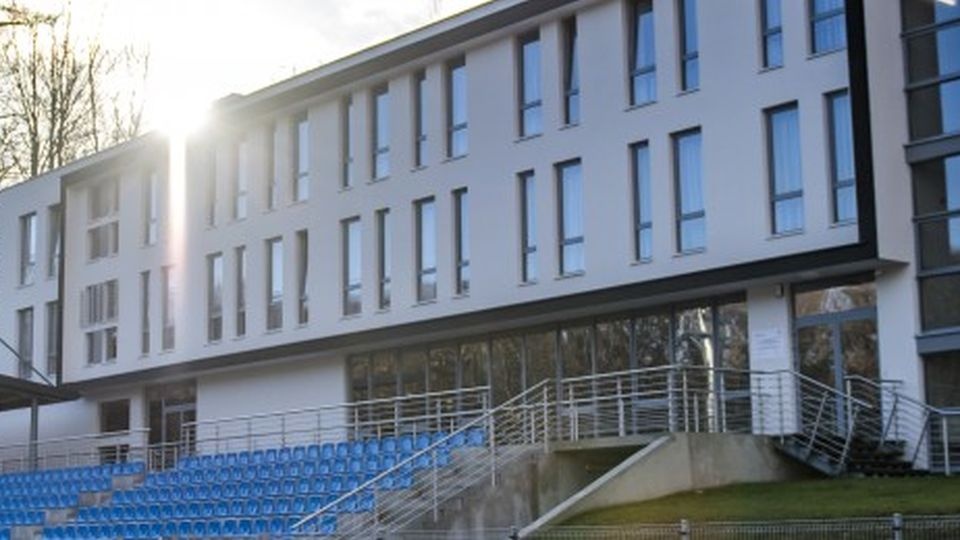 Centralny Ośrodek Sportu- Ośrodek Przygotowań Olimpijskich w Wałczu jest jednym z 7 Ośrodków w kraju wyspecjalizowanych w szkoleniu sportowym kadry olimpijskiej i narodowej, zarówno seniorów, jak i juniorów. źródło: https://walcz.cos.pl/