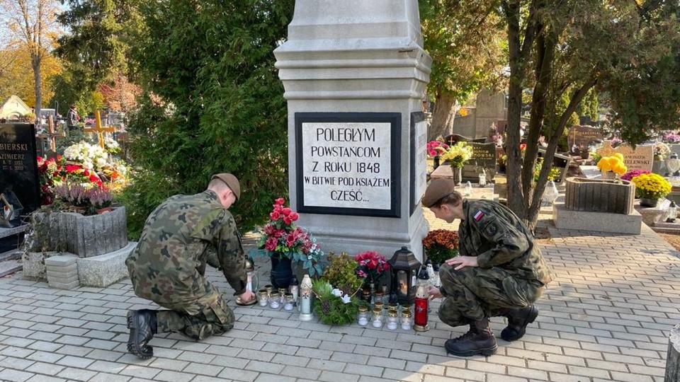 Głównym celem akcji "Żołnierska pamięć" jest budowanie świadomości historycznej oraz pielęgnowanie pamięci o polskich żołnierzach. źródło: https://twitter.com/terytorialsi