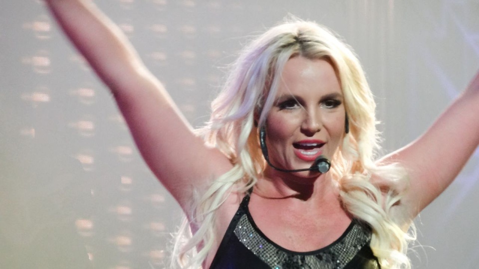 Britney Spears w 2014, podczas występu w Las Vegas. źródło: https://pl.wikipedia.org/wiki/Britney_Spears/domena publiczna