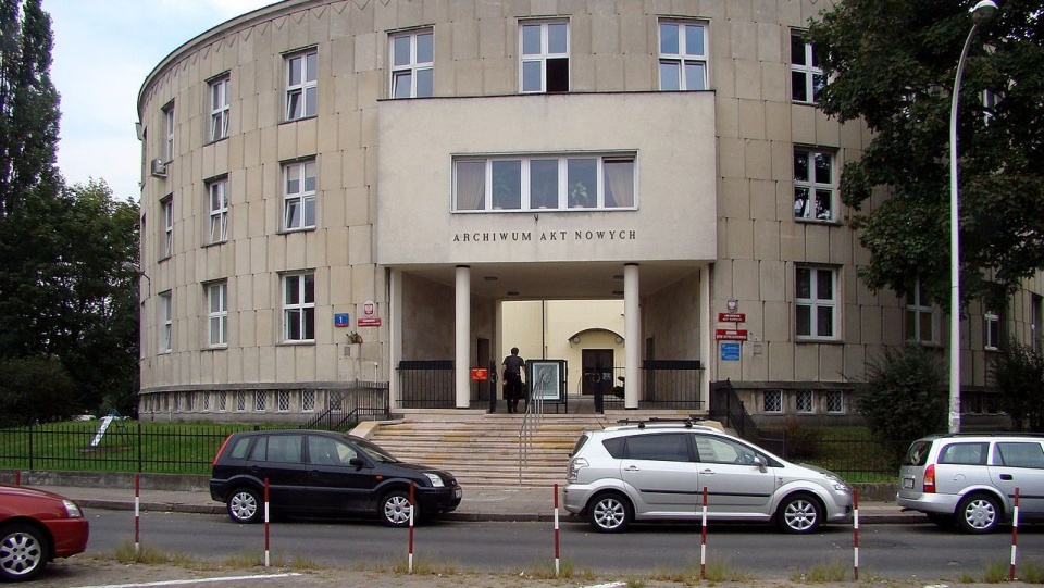 Archiwum Akt Nowych (AAN). źródło: https://pl.wikipedia.org/wiki/Archiwum_Akt_Nowych