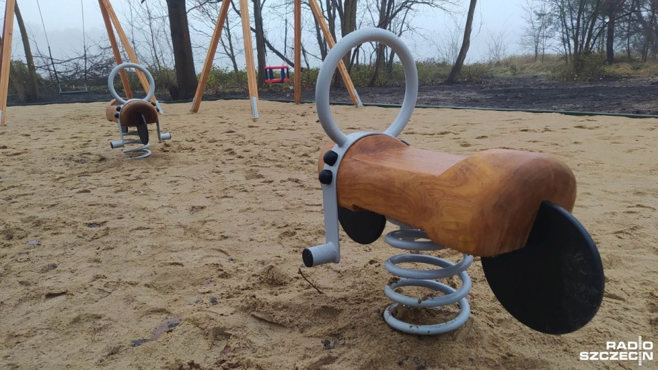 Prawie 400 tys. zł kosztował nowy plac piknikowy przy wjeździe do Karsiboru. Fot. Joanna Maraszek [Radio Szczecin]