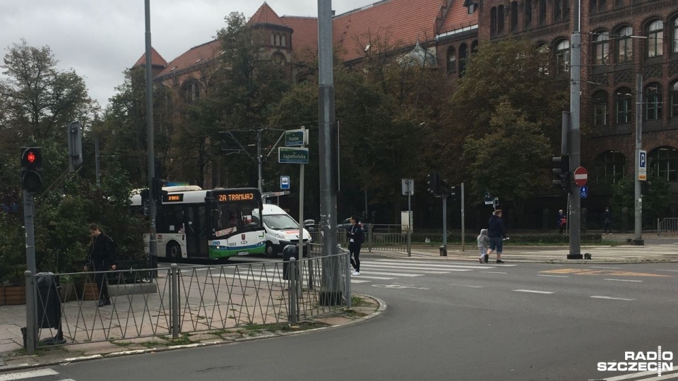 Dla pasażerów komunikacji miejskiej uruchomiona zostanie zastępcza linia autobusowa nr 812. Fot. Jacek Rujna [Radio Szczecin]