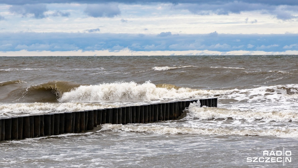 Synoptyk-hydrolog Paweł Staniszewski poinformował, że ostrzeżenie hydrologiczne pierwszego stopnia dotyczy całego Wybrzeża, Zalewu Wiślanego i Żuław Wiślanych. Fot. Robert Stachnik [Radio Szczecin]