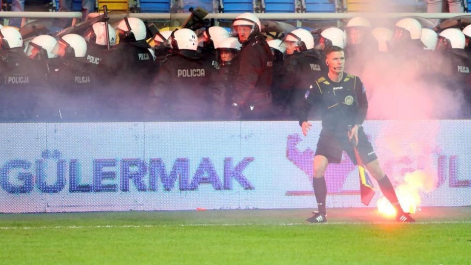 Marek Arys znalazł się - wśród 10 sędziów liniowych z Polski - na liście arbitrów międzynarodowych na 2022 rok. źródło: https://www.facebook.com/KSZZPN/