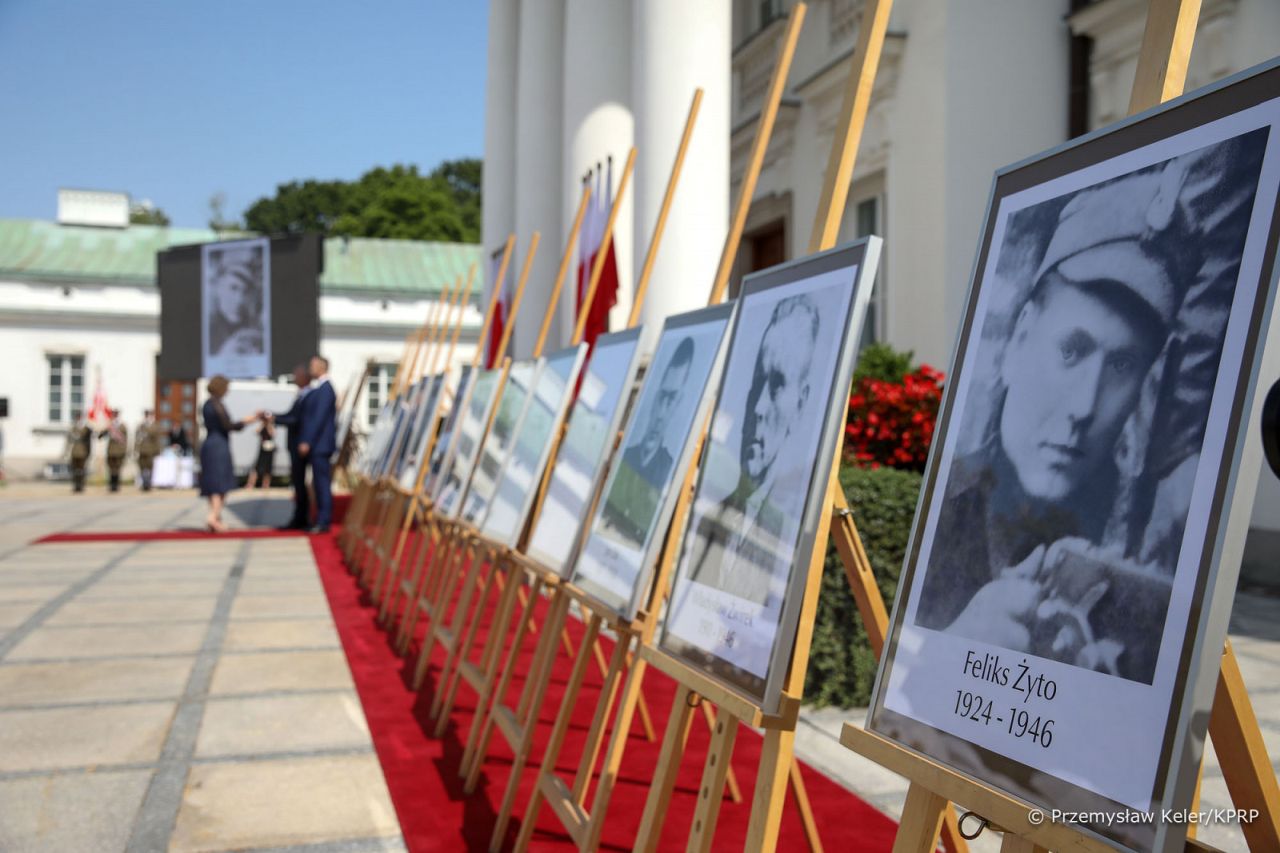 10 lat trwają już poszukiwania ofiar komunizmu na warszawskiej Łączce. W tym czasie udało się zidentyfikować 80. zamordowanych polskich bohaterów.