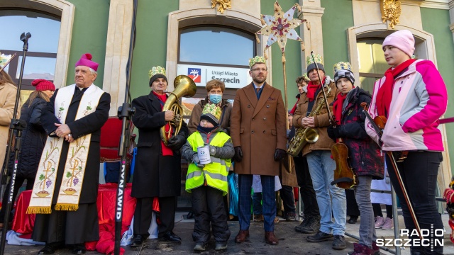 Fot. Robert Stachnik [Radio Szczecin] Kacper, Melchior i Baltazar przeszli ulicami Szczecina [WIDEO, ZDJĘCIA]