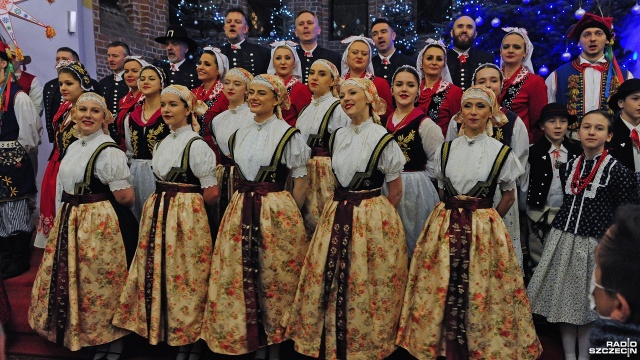 Fot. Marcin Kokolus [Radio Szczecin] "Szczecinianie" wypełnili pieśnią kościół w Bierzwniku [ZDJĘCIA]